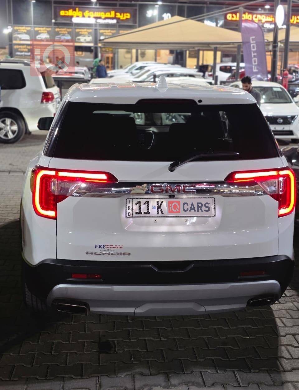 جي ام سي اكاديا